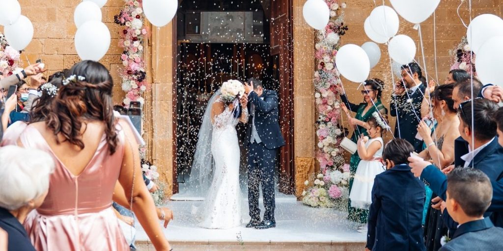 lancio del riso matrimonio